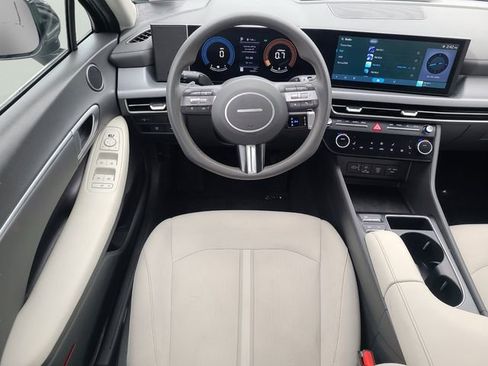 Used 2024 Hyundai Sonata SEL image 16