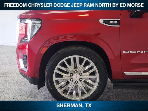 Used 2023 GMC Yukon XL Denali w/ Denali Reserve Package AWD/4WD image 6
