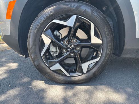 Used 2025 Kia Seltos S image 23