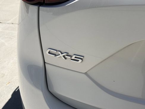 Used 2019 MAZDA CX-5 Grand Touring w/ GT Premium Package FWD image 11