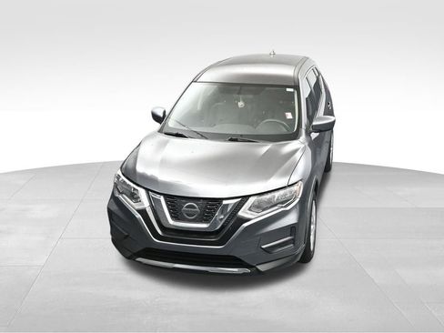 Used 2017 Nissan Rogue S FWD image 18