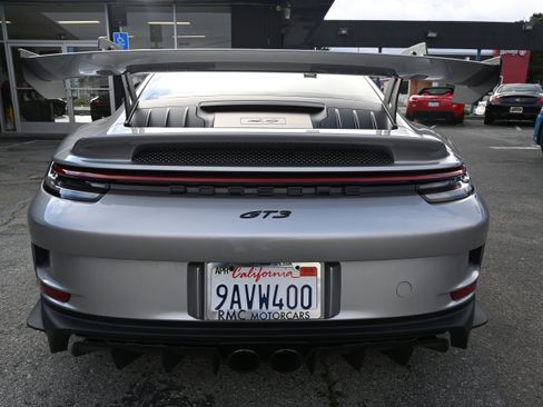 Used 2022 Porsche 911 GT3 image 29