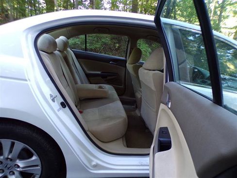 Used 2009 Honda Accord LX-P image 20