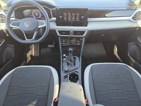 New 2026 Volkswagen Taos SE AWD/4WD image 21