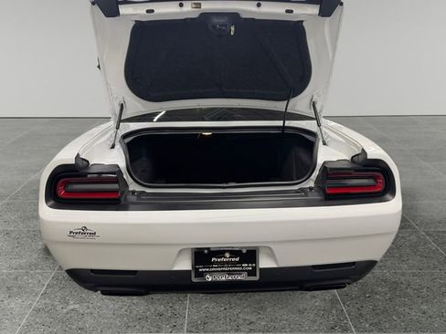 Used 2021 Dodge Challenger SRT Hellcat w/ Plus Package RWD image 13