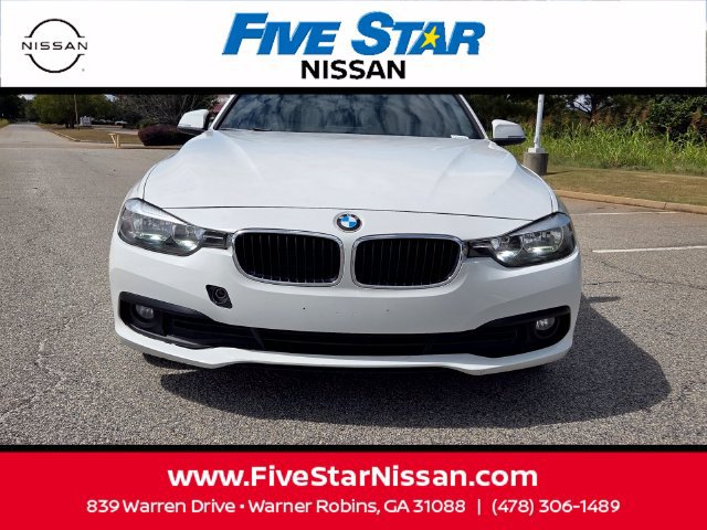 Used 2016 BMW 320i Sedan RWD image 2