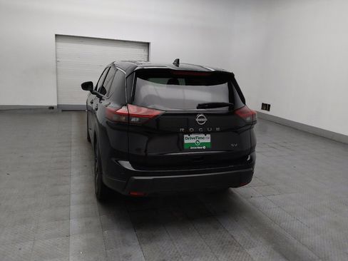 Used 2024 Nissan Rogue SV FWD image 6