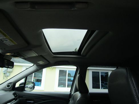 Used 2020 Honda Ridgeline RTL-E image 44
