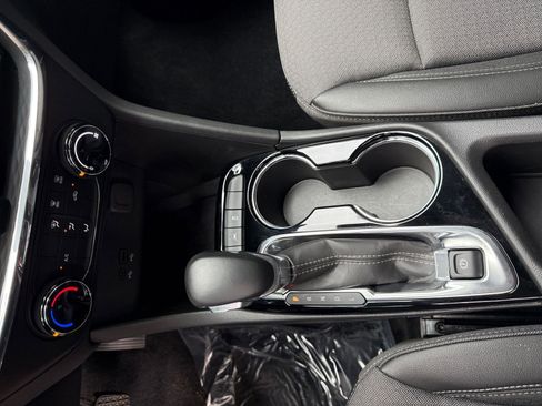 Used 2025 Buick Encore GX Preferred image 37