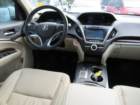 Used 2020 Acura MDX FWD image 13