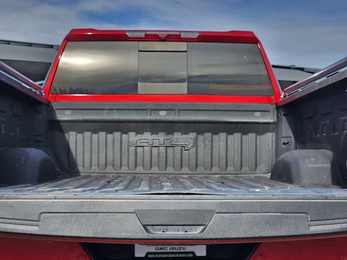 Certified 2022 GMC Sierra 2500 AT4 w/ AT4 Preferred Package image 19