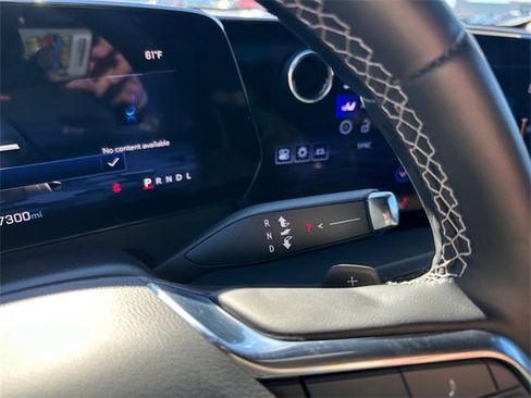 Used 2024 Chevrolet Traverse LT image 26