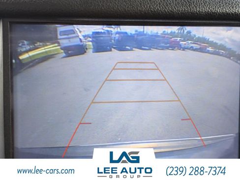 Used 2020 Chevrolet Suburban Premier AWD/4WD image 27