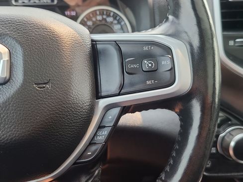 Used 2021 RAM 1500 Big Horn AWD/4WD image 35