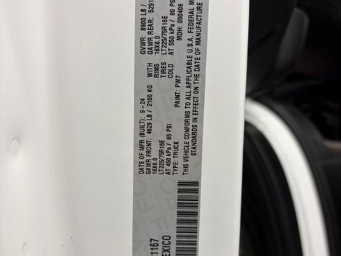 Used 2025 RAM ProMaster 2500 w/ Convenience Group FWD image 38
