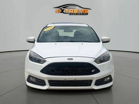 Used 2016 Ford Focus ST w/ Equipment Group 401A FWD image 10