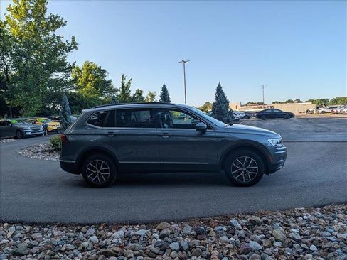 Certified 2021 Volkswagen Tiguan SE FWD image 6
