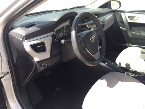 Used 2015 Toyota Corolla image 14