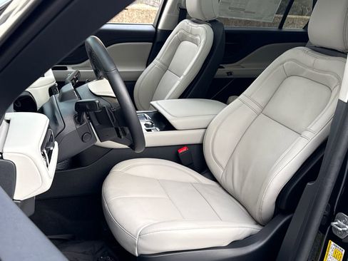 New 2025 Lincoln Aviator Reserve w/ Illumination Package image 19