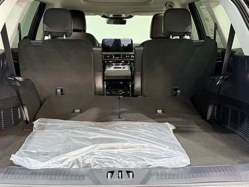 New 2026 Lincoln Aviator AWD image 40