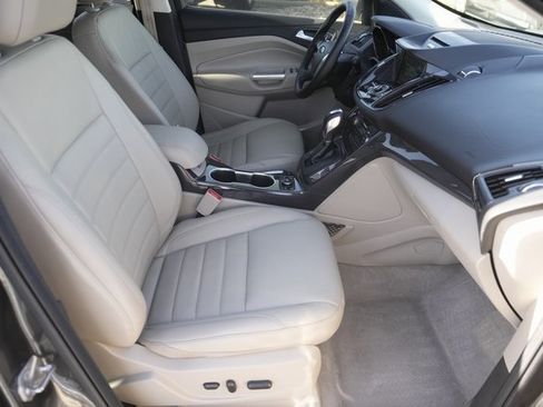 Used 2015 Ford Escape Titanium image 18