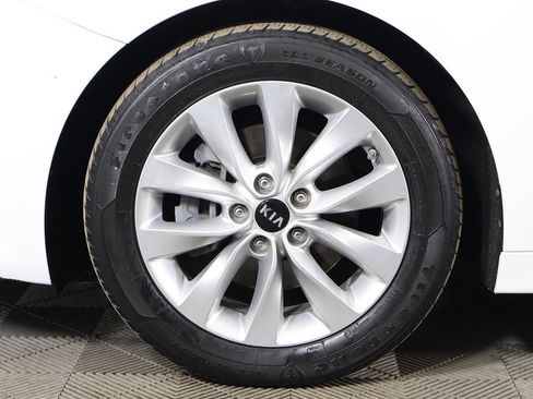 Used 2018 Kia Optima EX w/ Premium Package image 22