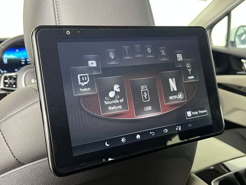 Used 2024 Kia Carnival SX image 27