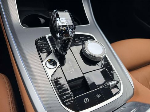 Certified 2023 BMW X5 xDrive45e w/ Executive Package image 15