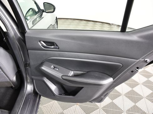 Used 2024 Nissan Altima 2.5 SV FWD image 39