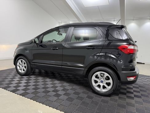 Used 2020 Ford EcoSport SE w/ SE Convenience Package image 6