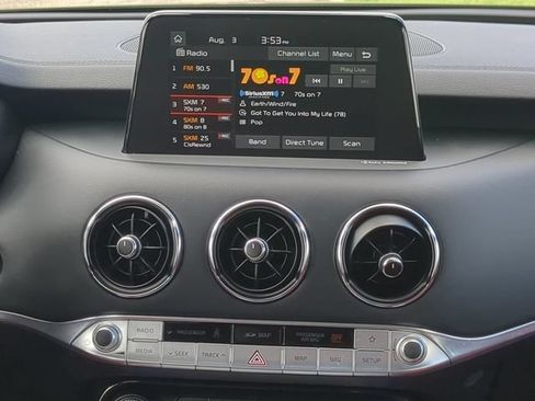 Used 2019 Kia Stinger GT2 AWD/4WD image 16