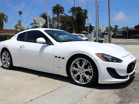 Used 2014 Maserati GranTurismo MC RWD image 9