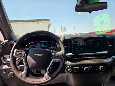 New 2026 Chevrolet Silverado 1500 LT AWD/4WD image 17