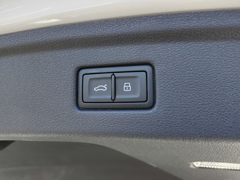 Used 2022 Audi A5 2.0T Premium w/ Convenience Package image 25