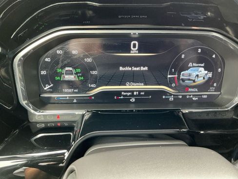 Used 2023 GMC Sierra 1500 Elevation image 17