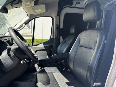 Used 2023 Ford Transit 250 Medium Roof AWD w/ Load Area Protection Package image 11