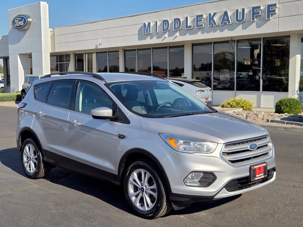 Used 2018 Ford Escape SE AWD/4WD image 1