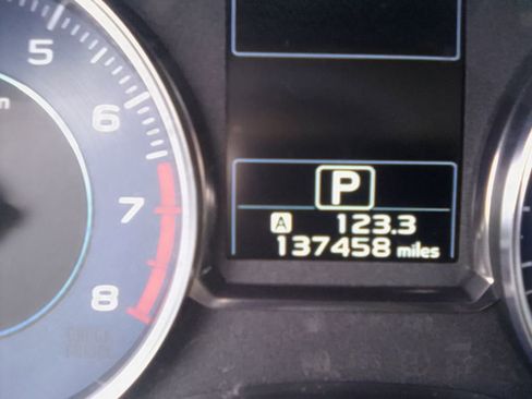 Used 2015 Subaru Crosstrek 2.0i Limited w/ Popular Package #2 image 11