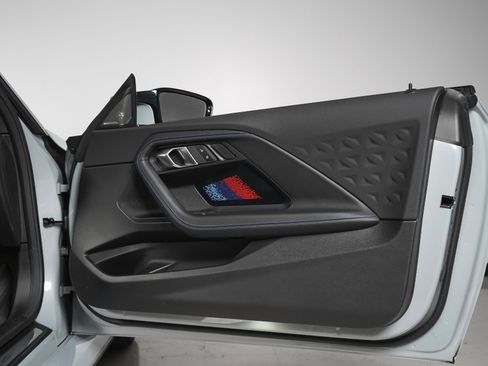 Used 2024 BMW M2 w/ Lighting Package RWD image 78