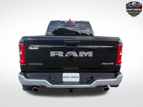 Used 2025 RAM 1500 Big Horn AWD/4WD image 5