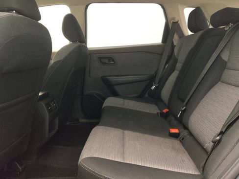 Used 2021 Nissan Rogue S image 18