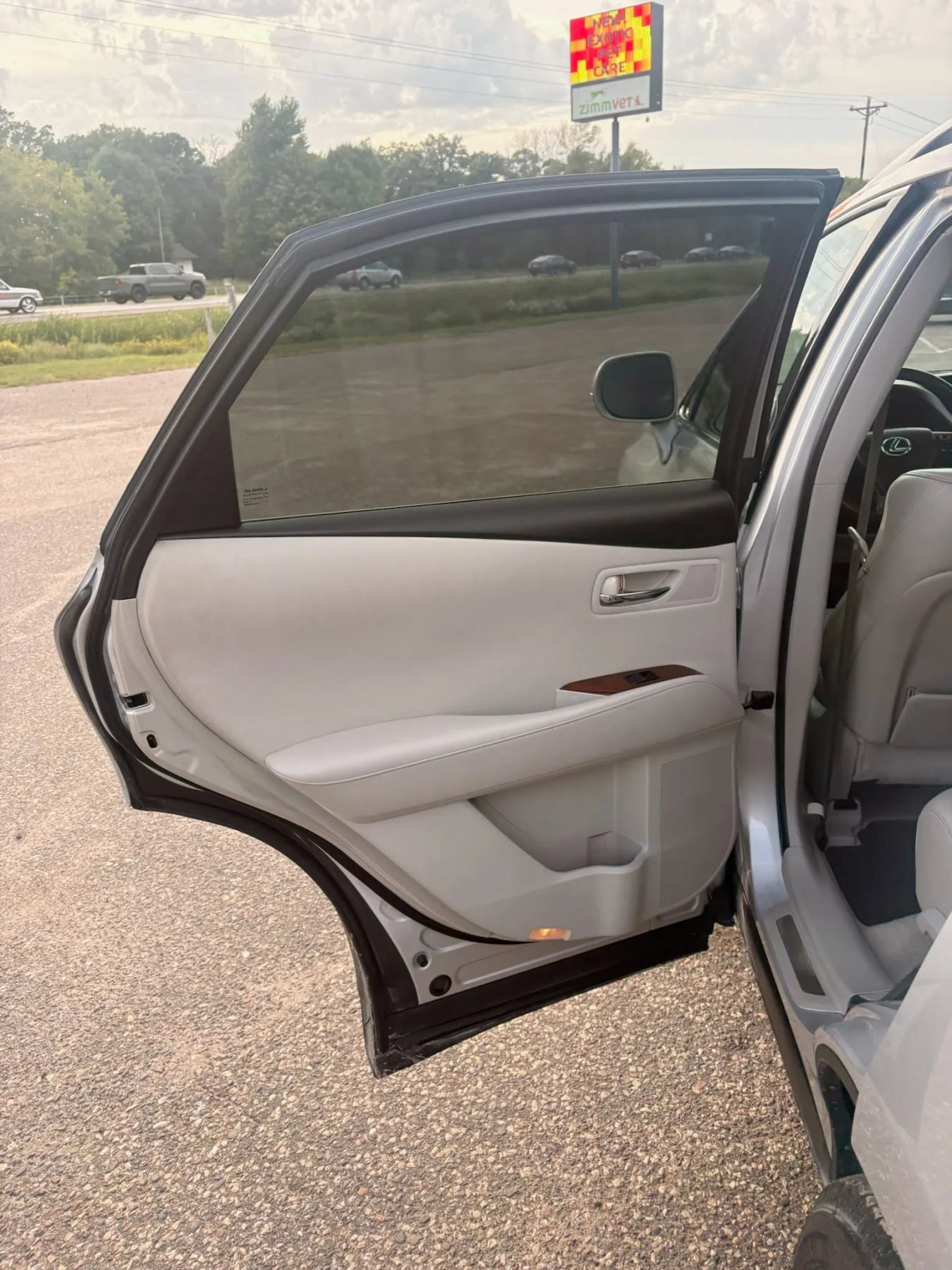 Used 2011 Lexus RX 350 AWD w/ Premium Pkg image 43