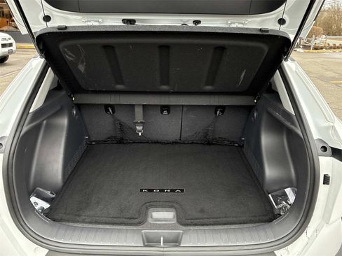Used 2024 Hyundai Kona SEL w/ Convenience Package image 13