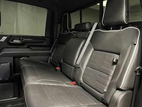 Used 2024 GMC Sierra 2500 AT4X AWD/4WD image 47