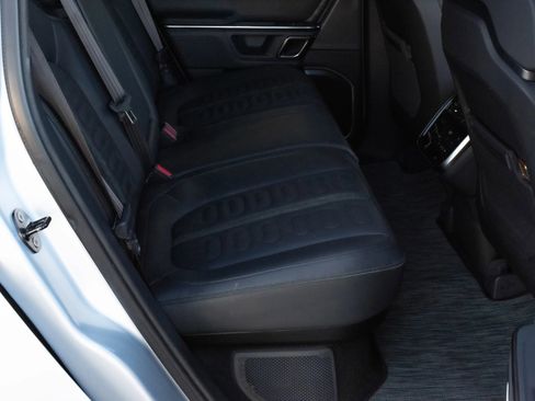 Used 2022 Rivian R1T Launch Edition image 27