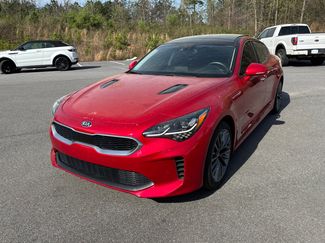 Used 2019 Kia Stinger Premium RWD video 2