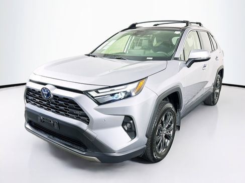 Used 2023 Toyota RAV4 Limited AWD/4WD image 7