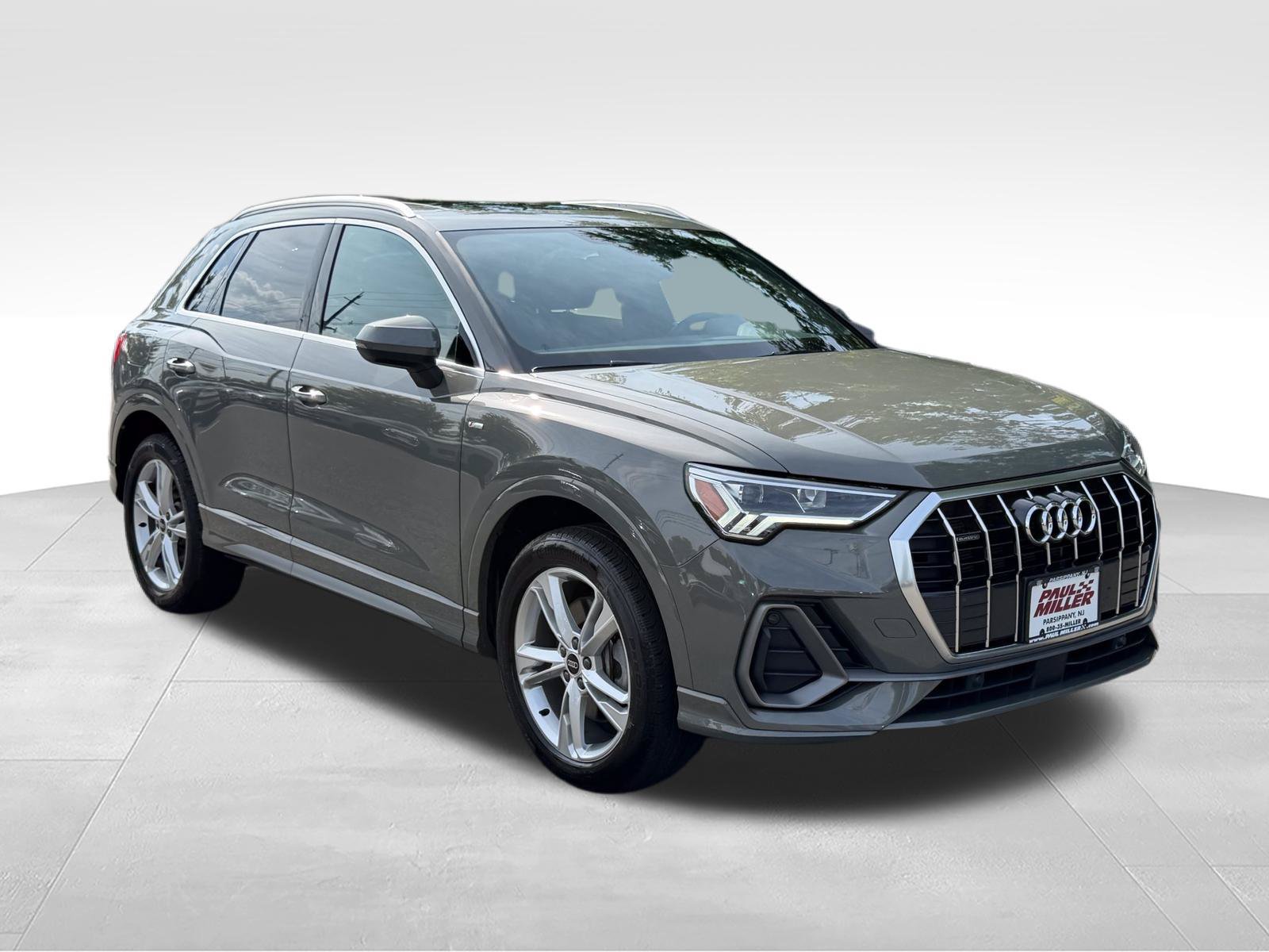 Used 2024 Audi Q3 2.0T Premium AWD/4WD image 3