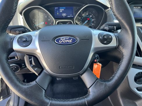 Used 2014 Ford Focus SE w/ Equipment Group 201A FWD image 14