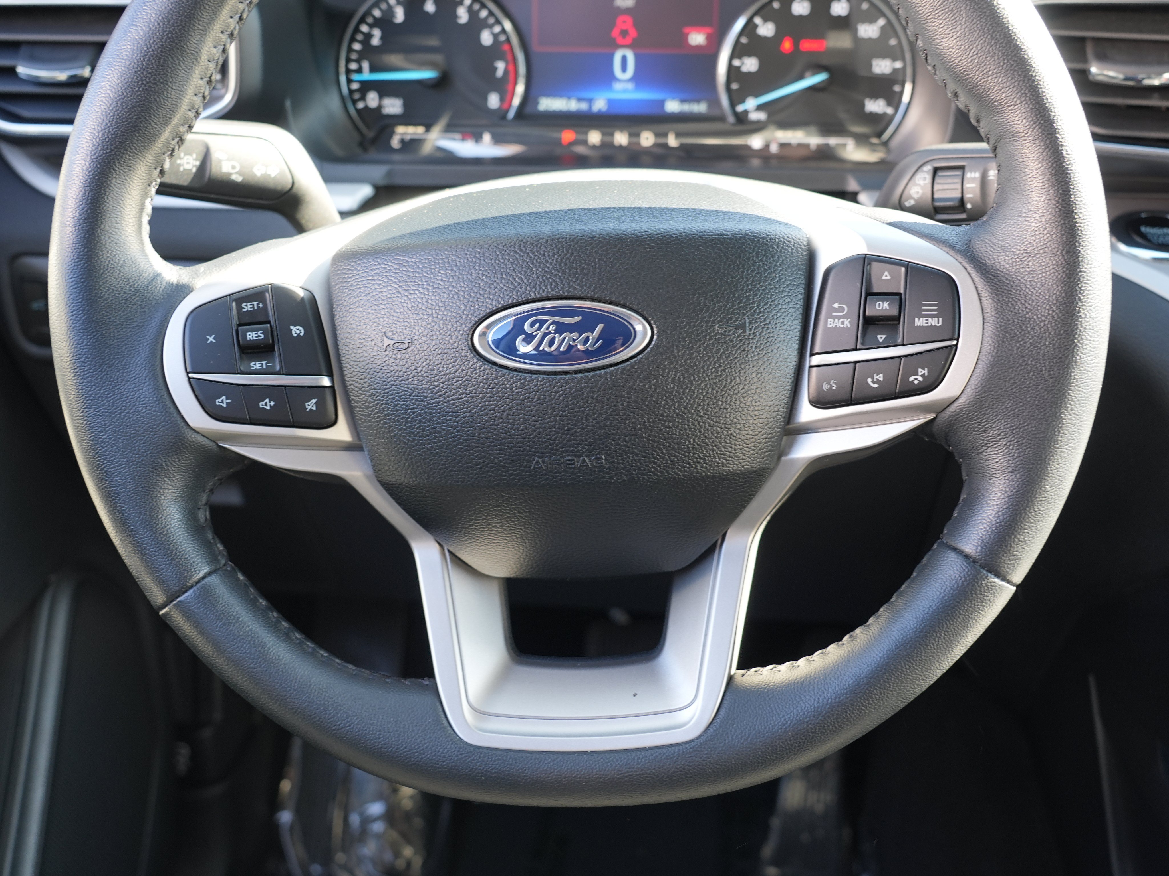 Used 2024 Ford Explorer XLT w/ Equipment Group 202A AWD/4WD image 26